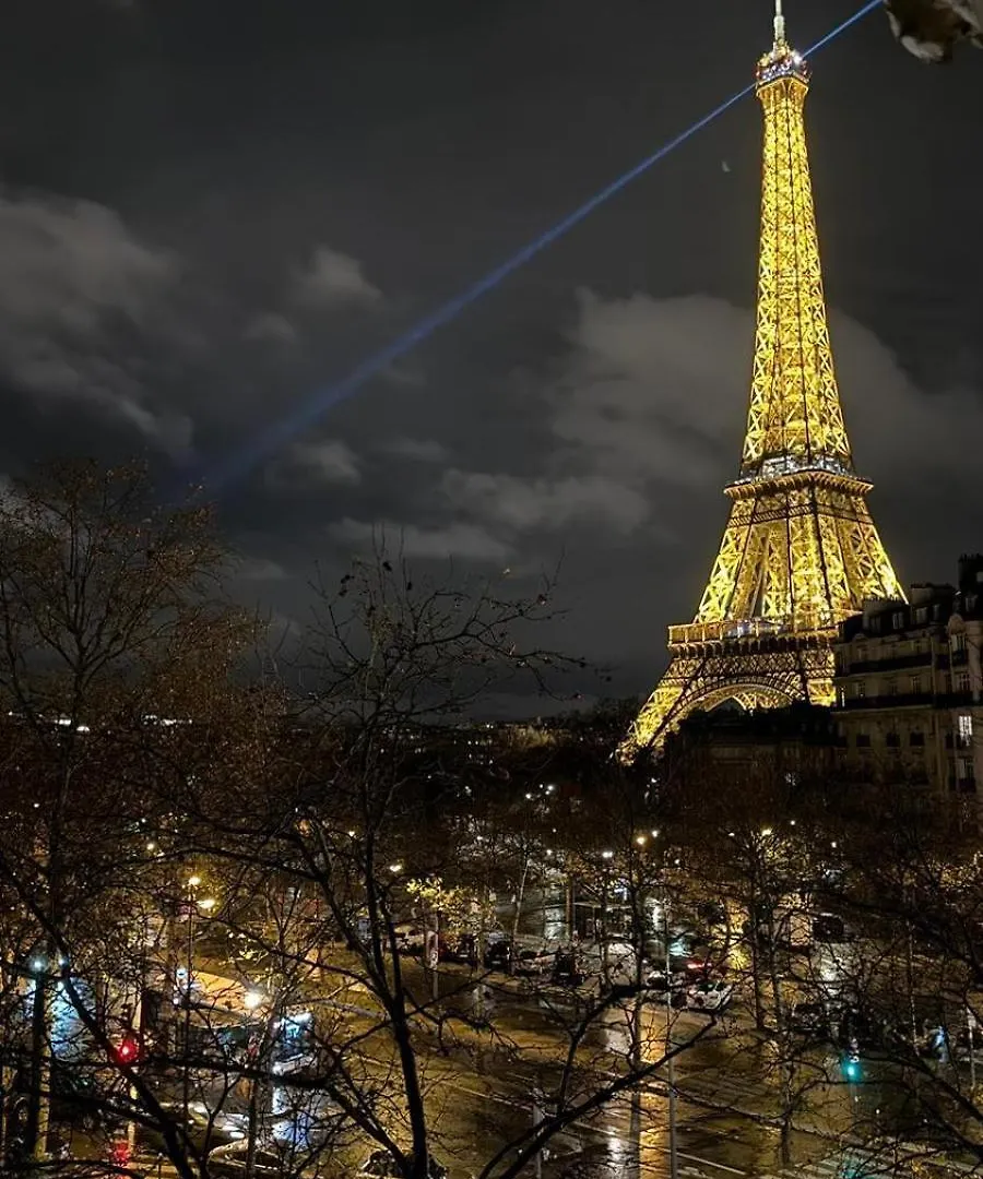 Luxury Flat & Eiffel Tower View Daire Paris Fransa