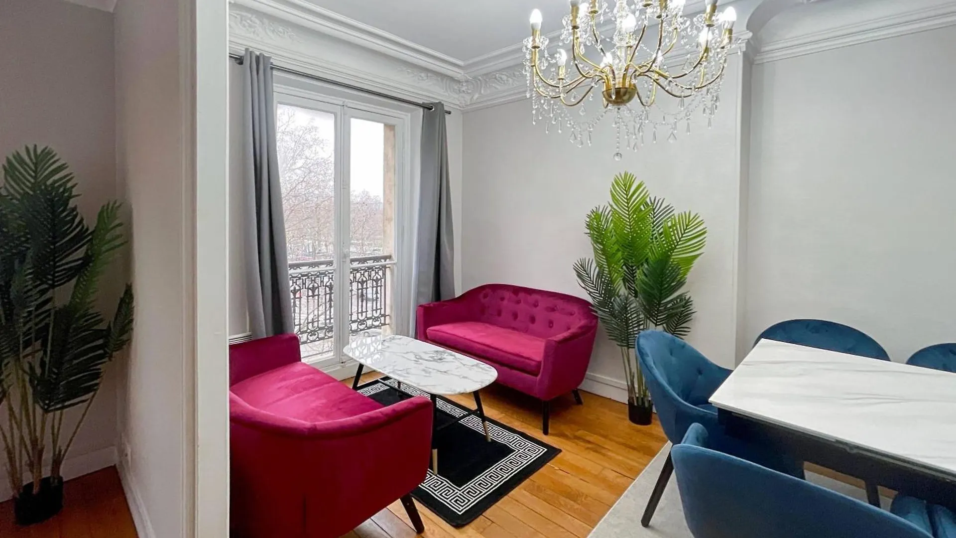 Luxury Flat & Eiffel Tower View Daire Paris